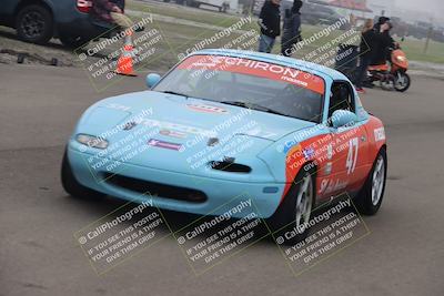 media/Jan-17-2026-CalClub SCCA (Sat) [[6b87d8fe28]]/Around the Pits/